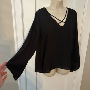 Women’s black X-front bell sleeve top by Lush from Nordstrom